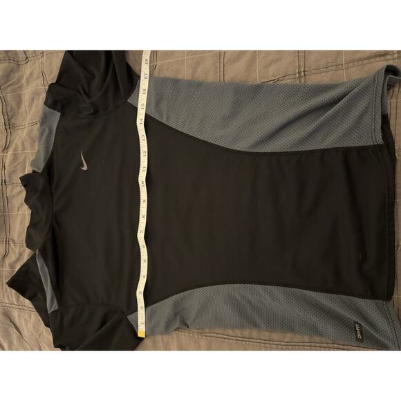 Nike Dri Fit Long Sleeve Exercise Active Shirt Size Medium Long Sleeve - Picture 7 of 13